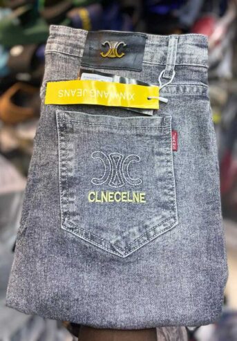 Des pantalons jeans de très bonnes qualités