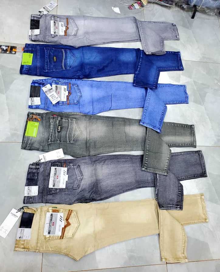 Des pantalons disponible pour vous