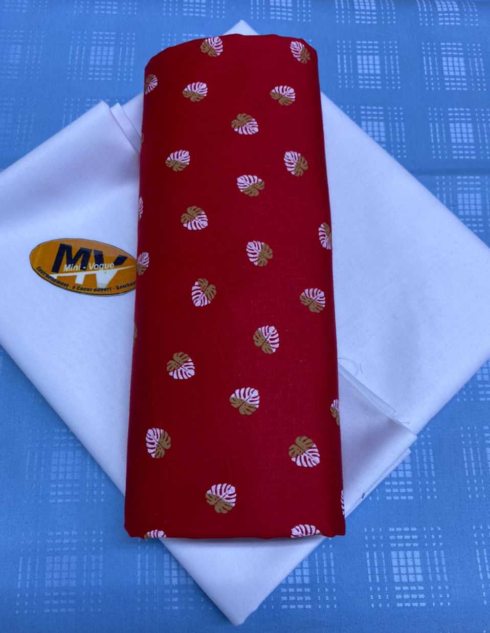 Des jolis deux tons de tissu de qualité