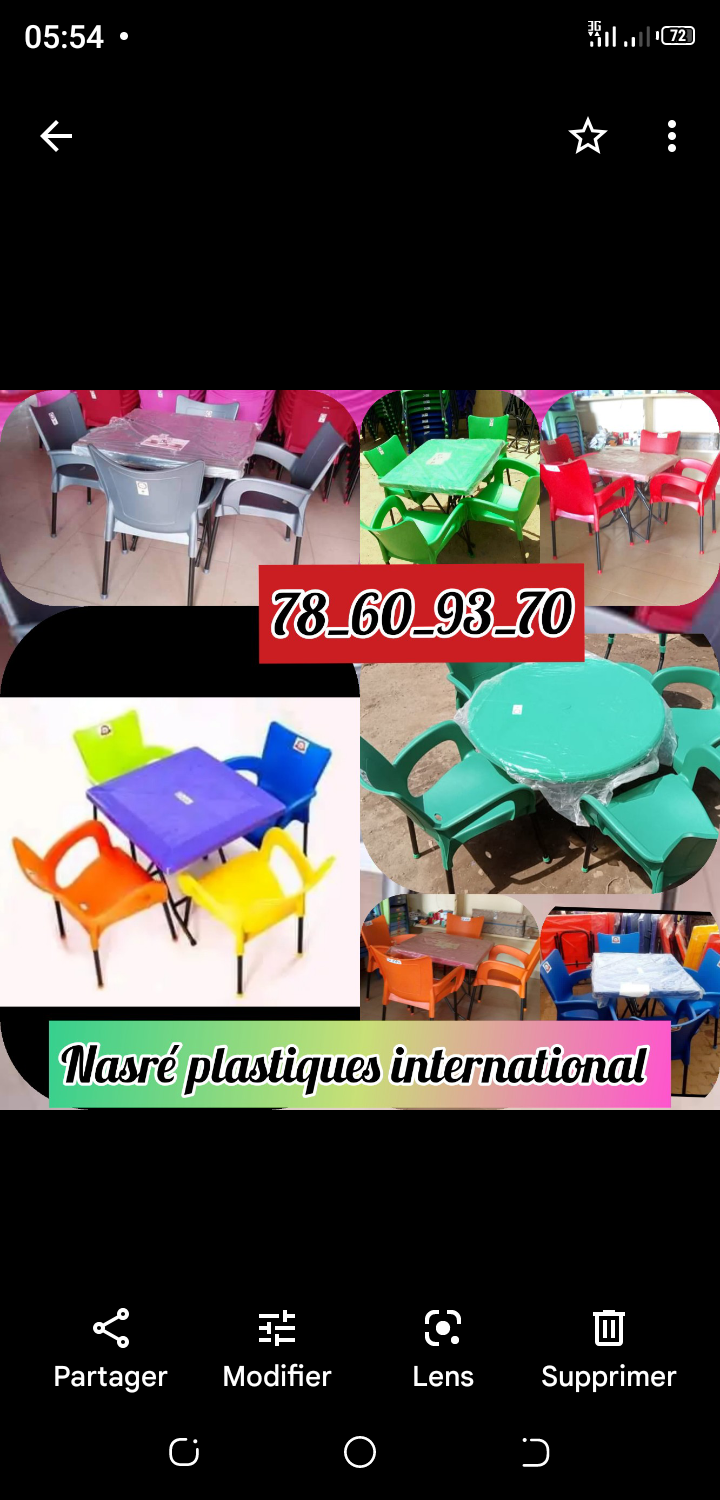 Chaises mini plast