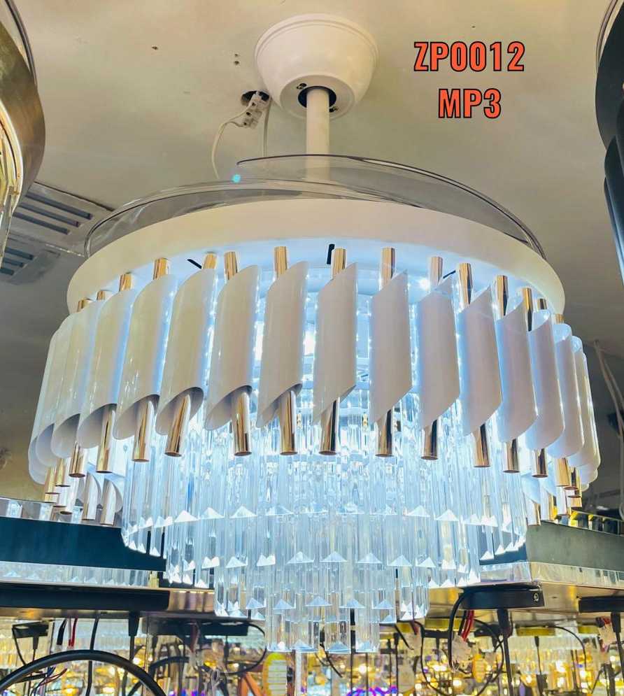 Lustre ventilateur cristal disponible avec Bluetooth possible de connecter avec le téléphone portable