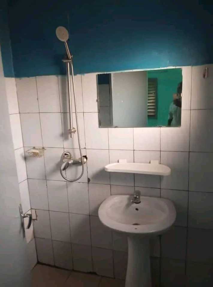 Location mini villa 06 pièces à Somgandé – Ouagadougou