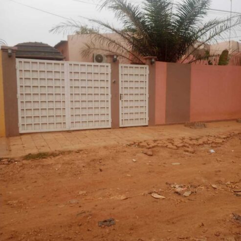 Location villa 06 pièces Wemtenga – Ouagadougou