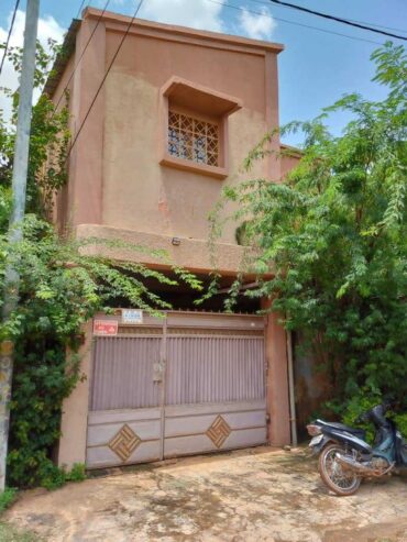 Location villa 12 pièces à Somgandé – Ouagadougou