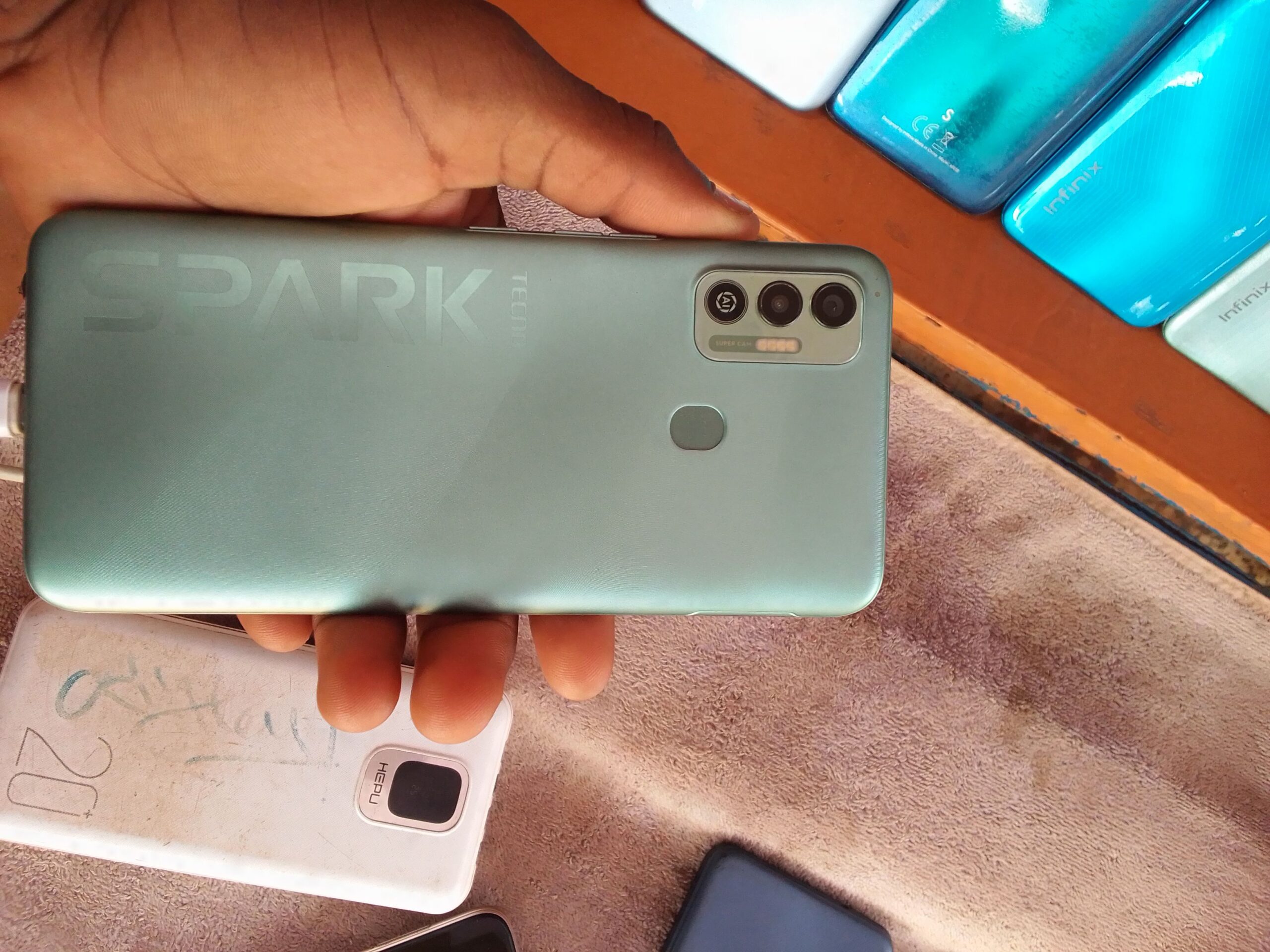 Spark 7 3 de Ram et 64 giga