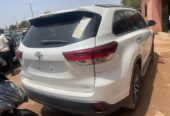 Toyota highlander 2016-2017