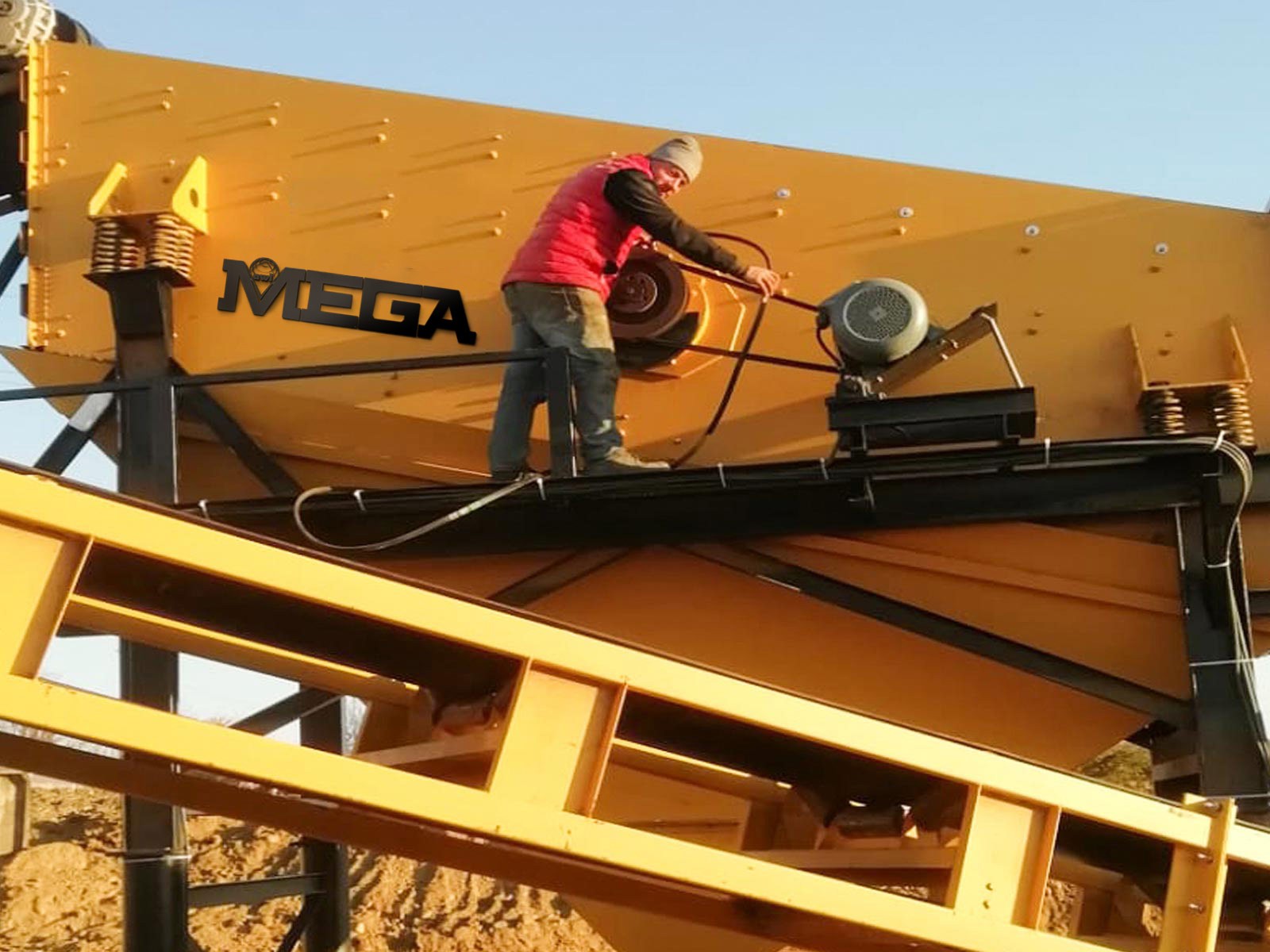 CONCASSEUR POUR AGREGATS DE MONTAGNE 120CM