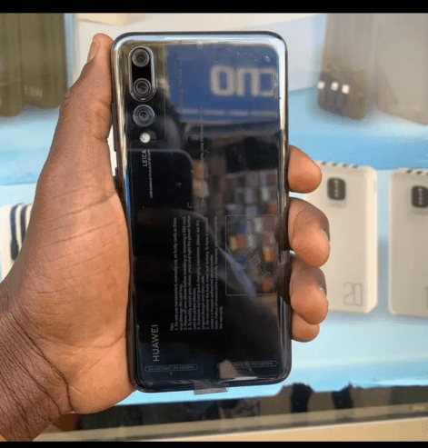 Huawei P20 pro 128/4Go de Ram