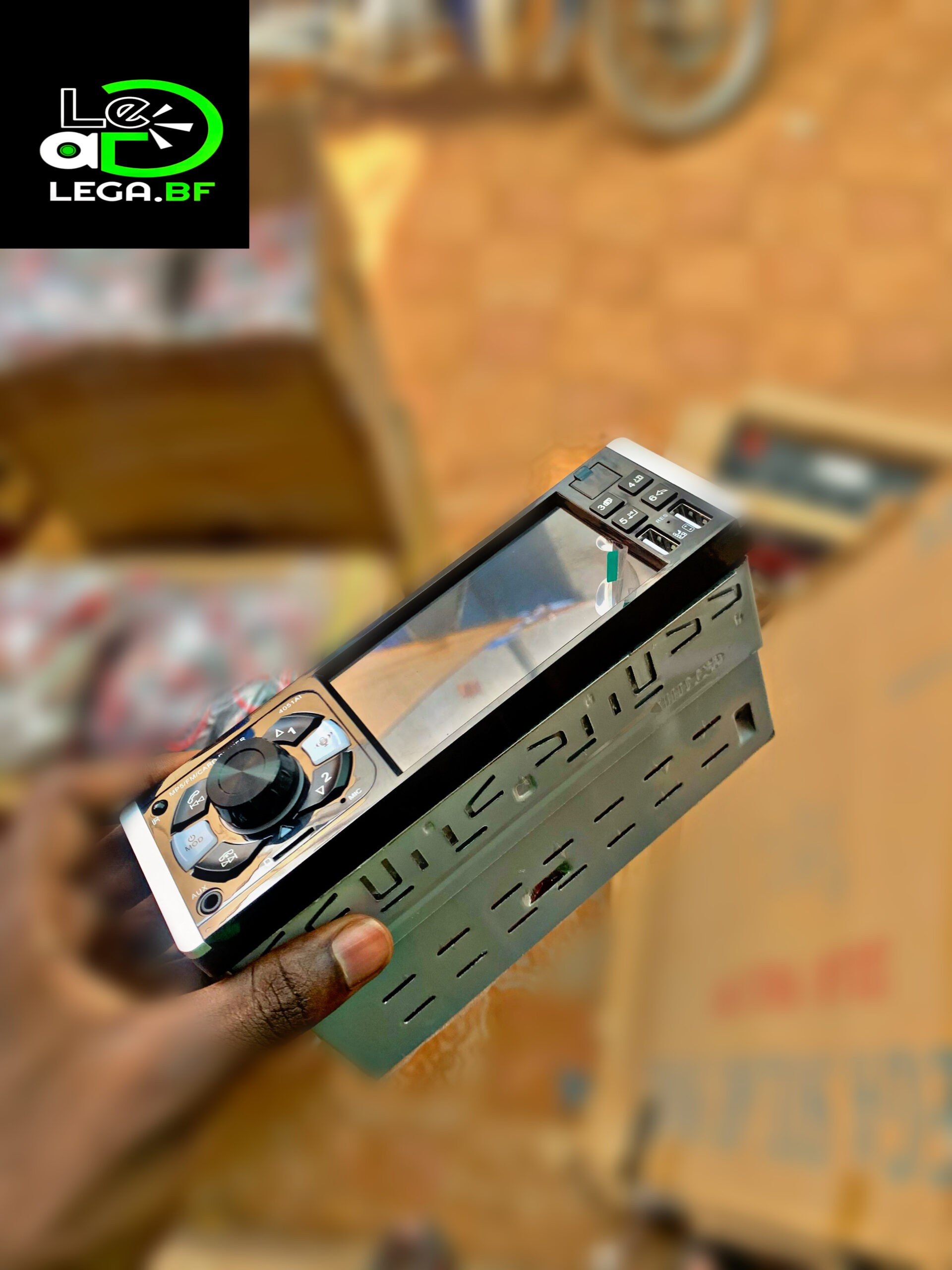 Poste de voiture écran vidéo, Bluetooth,clé usb et charge,carte mémoire