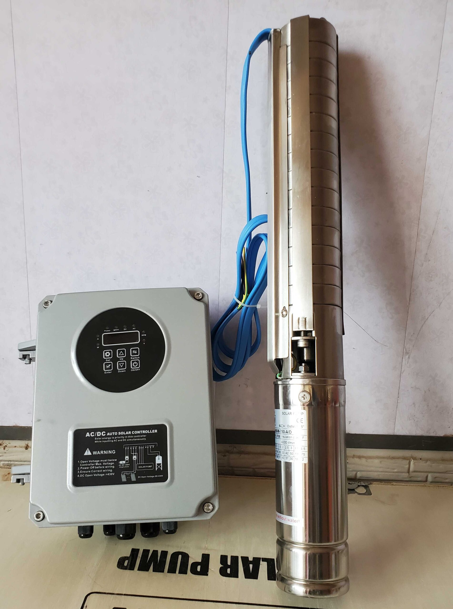 Pompe immergée hybride pour forage