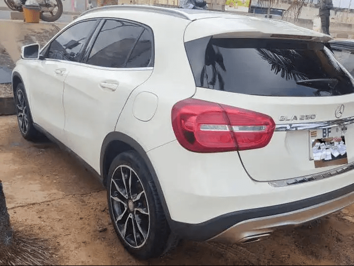 Opportunity véhicule Mercedes GLA version américaine immatriculé ☎️ +226 73022283 Disponible a Ouaga Prix :13.200.000 FCFA à débattre légèrement Toute les documents a jour 64 67 70 37 ☎️ 79 47 65 76 ☎️ 73 02 22 83