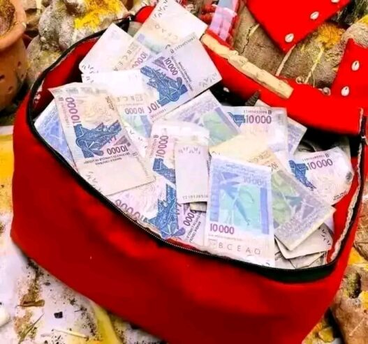 VOICI COMMENT OBTENIR LE VRAI PORTEFEUILLE MAGIQUE POUR CHANGER VOTRE VIE ? +229 46946521 APPRENEZ TOUS LES SECRETS SUR LE VRAI PORTE-FEUILLE MAGIQUE QUI EXISTE VRAIMENT